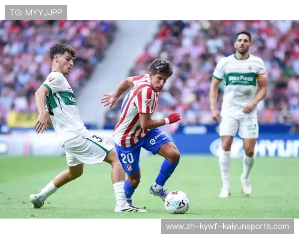 足球技术型球员在比赛控球与突破环节中带来的灵动变化