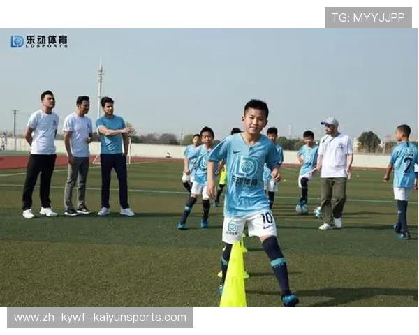 足球训练中的基础技术与精细化提高